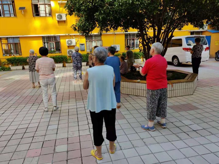 做早操
